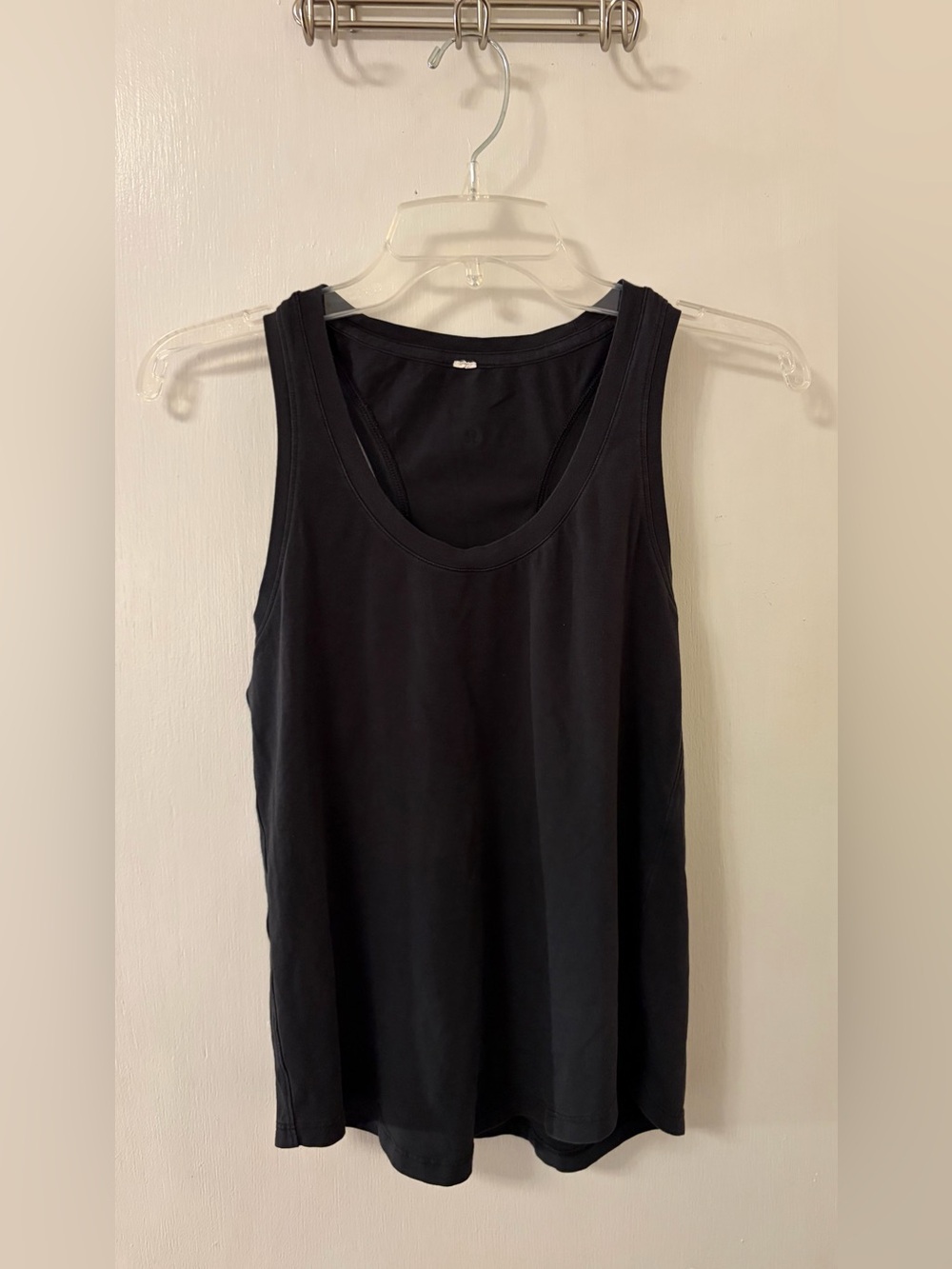 Lululemon Classic Black Women's Tank Top - Sleeveless Scoop Neck